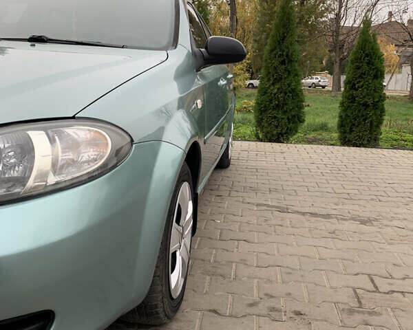 Зеленый Шевроле Лачетти, объемом двигателя 1.4 л и пробегом 270 тыс. км за 4300 $, фото 5 на Automoto.ua