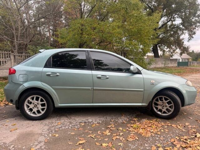 Зеленый Шевроле Лачетти, объемом двигателя 1.8 л и пробегом 227 тыс. км за 3600 $, фото 3 на Automoto.ua