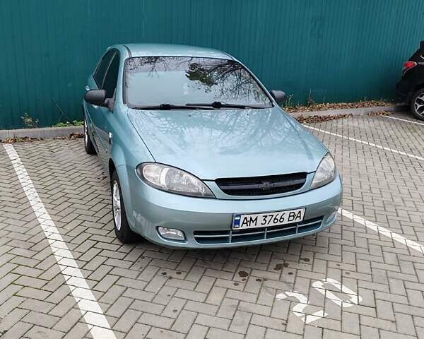 Зеленый Шевроле Лачетти, объемом двигателя 1.6 л и пробегом 277 тыс. км за 3750 $, фото 3 на Automoto.ua