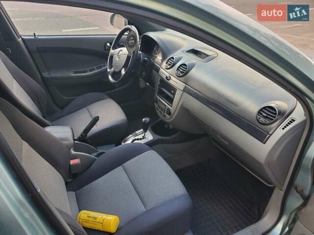 Зеленый Шевроле Лачетти, объемом двигателя 1.6 л и пробегом 190 тыс. км за 4100 $, фото 2 на Automoto.ua