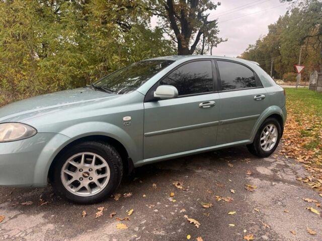 Зеленый Шевроле Лачетти, объемом двигателя 1.8 л и пробегом 227 тыс. км за 3600 $, фото 7 на Automoto.ua