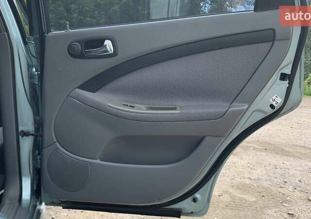 Зелений Шевроле Лачетті, об'ємом двигуна 1.8 л та пробігом 208 тис. км за 4350 $, фото 11 на Automoto.ua