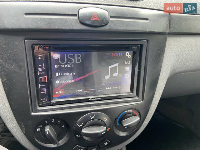 Зеленый Шевроле Лачетти, объемом двигателя 1.6 л и пробегом 308 тыс. км за 5200 $, фото 17 на Automoto.ua