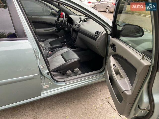 Зеленый Шевроле Лачетти, объемом двигателя 1.6 л и пробегом 308 тыс. км за 5200 $, фото 8 на Automoto.ua