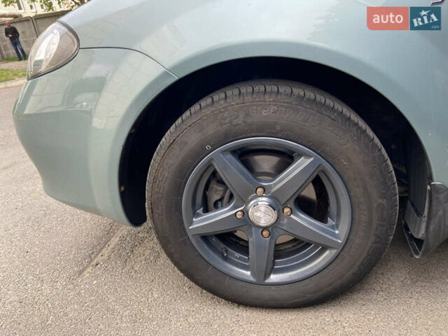 Зеленый Шевроле Лачетти, объемом двигателя 1.6 л и пробегом 308 тыс. км за 5200 $, фото 6 на Automoto.ua