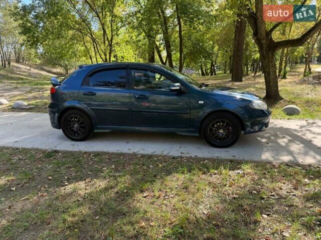 Зелений Шевроле Лачетті, об'ємом двигуна 1.6 л та пробігом 270 тис. км за 3999 $, фото 3 на Automoto.ua