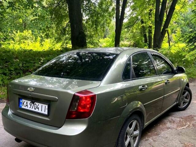 Зеленый Шевроле Лачетти, объемом двигателя 1.8 л и пробегом 216 тыс. км за 3800 $, фото 1 на Automoto.ua