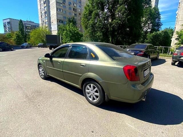 Зеленый Шевроле Лачетти, объемом двигателя 1.8 л и пробегом 274 тыс. км за 3500 $, фото 2 на Automoto.ua