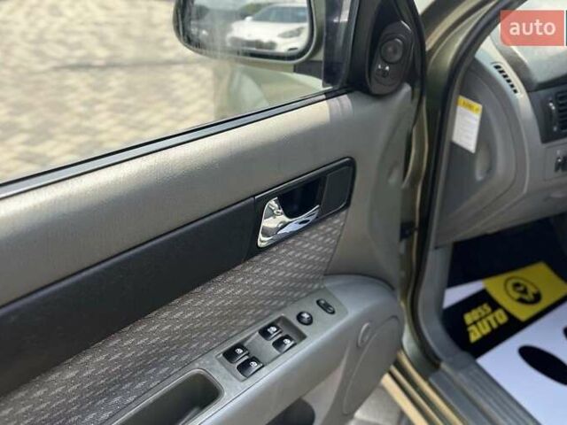 Зелений Шевроле Лачетті, об'ємом двигуна 1.8 л та пробігом 135 тис. км за 5990 $, фото 10 на Automoto.ua