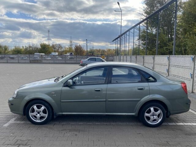 Зеленый Шевроле Лачетти, объемом двигателя 1.8 л и пробегом 260 тыс. км за 3000 $, фото 4 на Automoto.ua