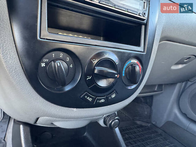 Зелений Шевроле Лачетті, об'ємом двигуна 1.8 л та пробігом 296 тис. км за 4200 $, фото 47 на Automoto.ua