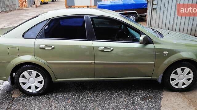 Зелений Шевроле Лачетті, об'ємом двигуна 1.8 л та пробігом 388 тис. км за 5399 $, фото 3 на Automoto.ua