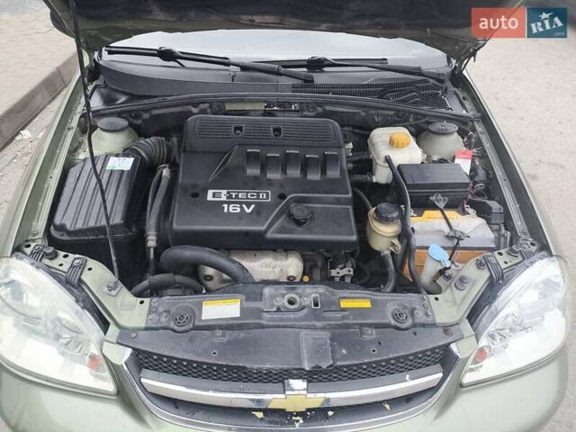 Зеленый Шевроле Лачетти, объемом двигателя 1.6 л и пробегом 259 тыс. км за 4300 $, фото 19 на Automoto.ua