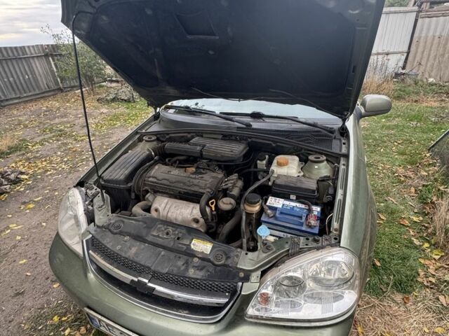 Зелений Шевроле Лачетті, об'ємом двигуна 1.8 л та пробігом 232 тис. км за 2500 $, фото 2 на Automoto.ua