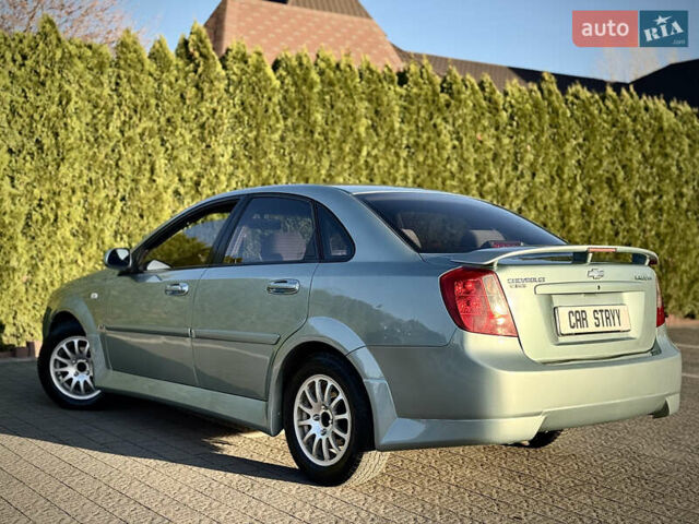 Зелений Шевроле Лачетті, об'ємом двигуна 1.8 л та пробігом 296 тис. км за 4200 $, фото 3 на Automoto.ua