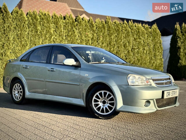 Зелений Шевроле Лачетті, об'ємом двигуна 1.8 л та пробігом 296 тис. км за 4200 $, фото 7 на Automoto.ua