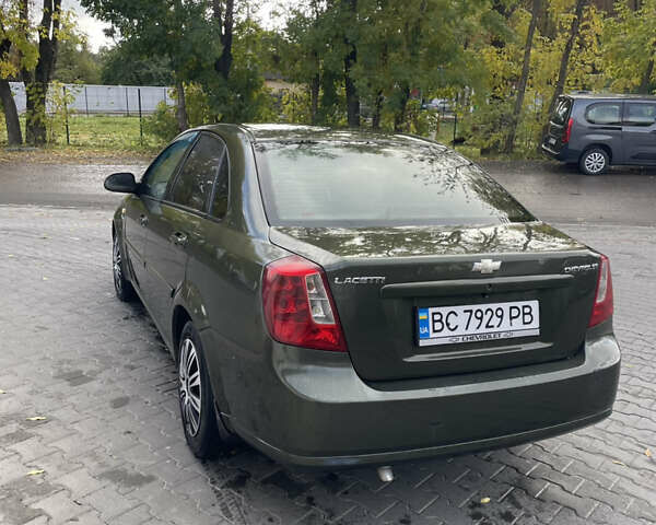Зеленый Шевроле Лачетти, объемом двигателя 1.8 л и пробегом 300 тыс. км за 3350 $, фото 4 на Automoto.ua