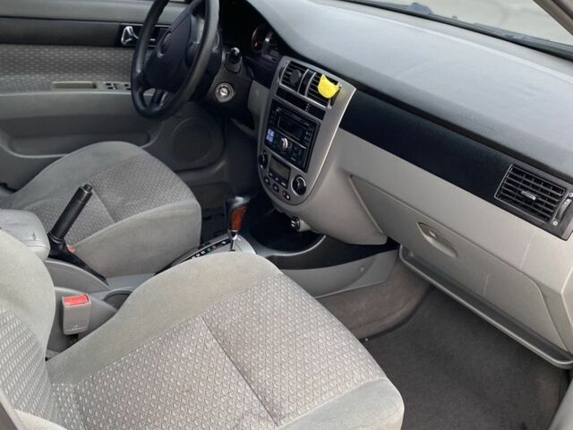 Зеленый Шевроле Лачетти, объемом двигателя 1.8 л и пробегом 315 тыс. км за 4400 $, фото 15 на Automoto.ua