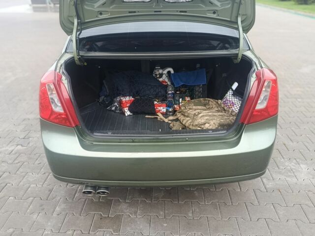 Зеленый Шевроле Лачетти, объемом двигателя 1.6 л и пробегом 253 тыс. км за 3650 $, фото 4 на Automoto.ua