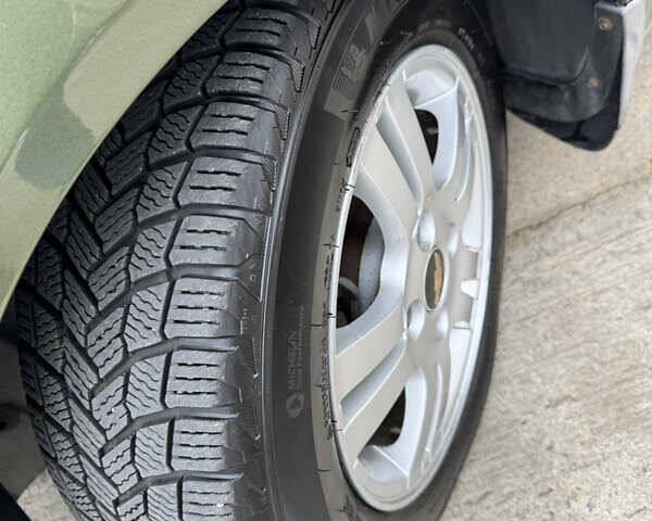 Зеленый Шевроле Лачетти, объемом двигателя 1.8 л и пробегом 340 тыс. км за 4400 $, фото 11 на Automoto.ua