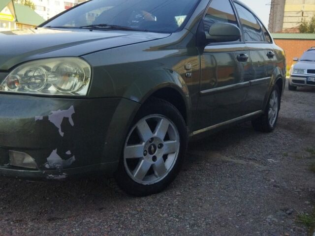 Зеленый Шевроле Лачетти, объемом двигателя 1.8 л и пробегом 273 тыс. км за 2300 $, фото 5 на Automoto.ua