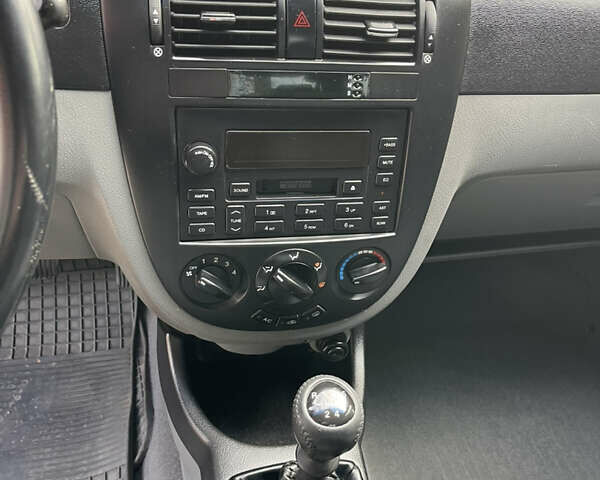 Зелений Шевроле Лачетті, об'ємом двигуна 1.8 л та пробігом 104 тис. км за 5200 $, фото 26 на Automoto.ua