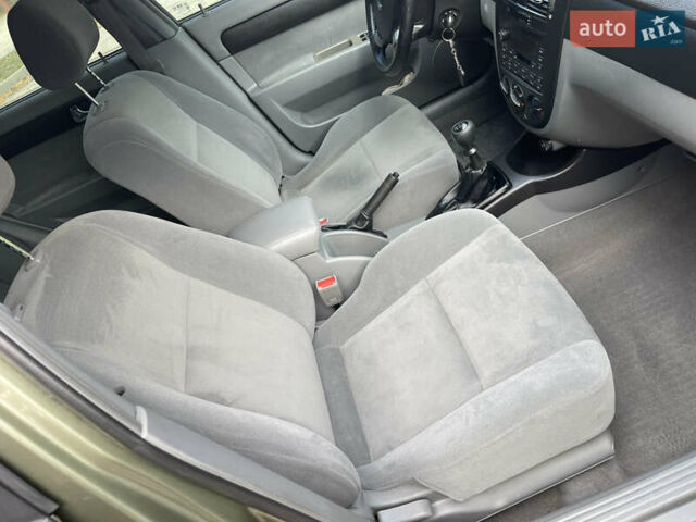 Зелений Шевроле Лачетті, об'ємом двигуна 1.8 л та пробігом 104 тис. км за 5200 $, фото 39 на Automoto.ua