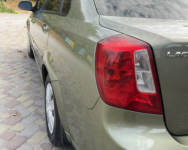 Зелений Шевроле Лачетті, об'ємом двигуна 1.8 л та пробігом 104 тис. км за 5200 $, фото 16 на Automoto.ua