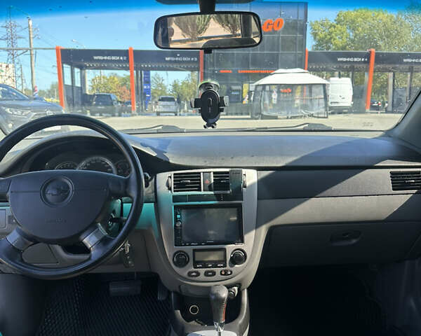 Зелений Шевроле Лачетті, об'ємом двигуна 1.8 л та пробігом 222 тис. км за 4000 $, фото 12 на Automoto.ua