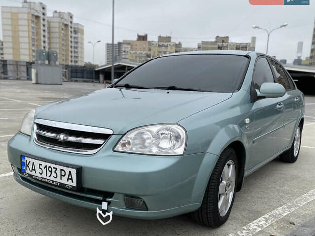 Зеленый Шевроле Лачетти, объемом двигателя 1.8 л и пробегом 315 тыс. км за 4200 $, фото 5 на Automoto.ua