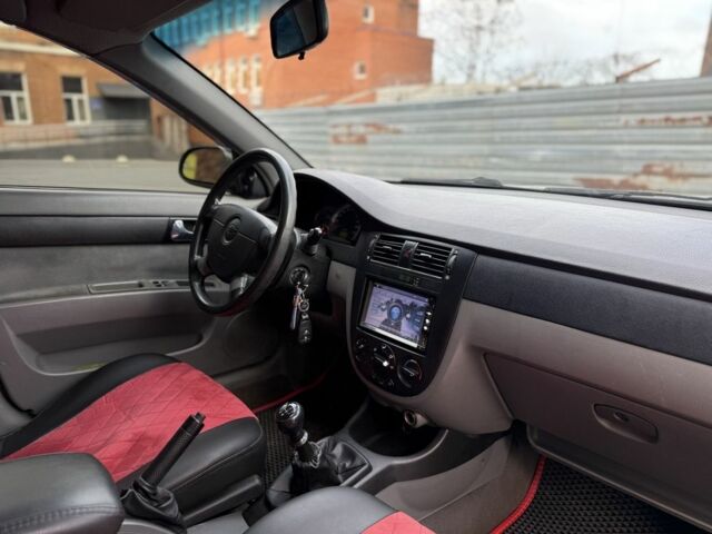 Зелений Шевроле Лачетті, об'ємом двигуна 1.8 л та пробігом 200 тис. км за 3300 $, фото 7 на Automoto.ua