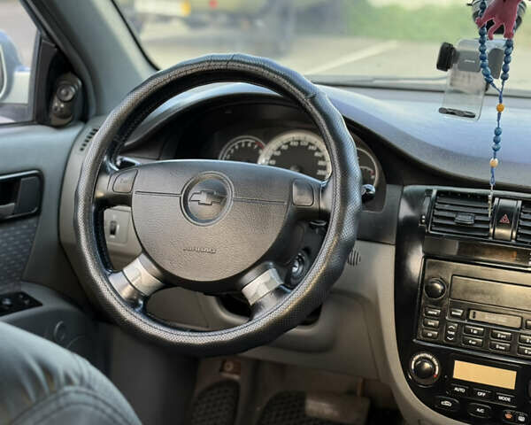 Зелений Шевроле Лачетті, об'ємом двигуна 1.8 л та пробігом 323 тис. км за 4200 $, фото 1 на Automoto.ua