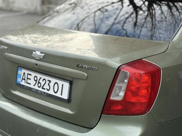 Зелений Шевроле Лачетті, об'ємом двигуна 1.8 л та пробігом 200 тис. км за 3300 $, фото 4 на Automoto.ua