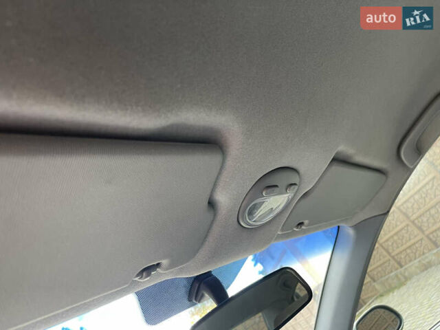 Зелений Шевроле Лачетті, об'ємом двигуна 1.8 л та пробігом 104 тис. км за 5200 $, фото 35 на Automoto.ua