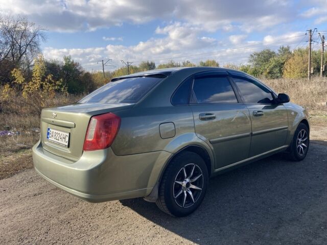 Зеленый Шевроле Лачетти, объемом двигателя 1.6 л и пробегом 280 тыс. км за 3800 $, фото 6 на Automoto.ua