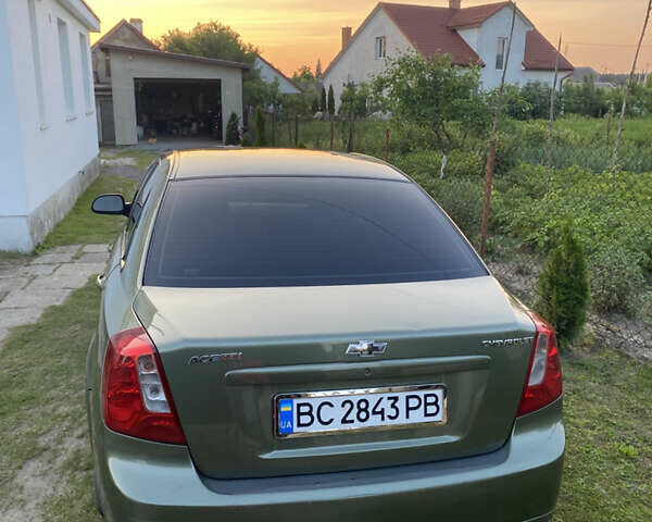 Зеленый Шевроле Лачетти, объемом двигателя 1.6 л и пробегом 350 тыс. км за 3700 $, фото 3 на Automoto.ua