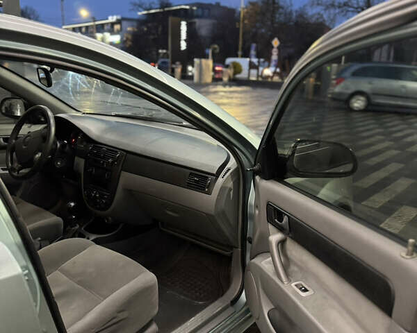 Зеленый Шевроле Лачетти, объемом двигателя 1.6 л и пробегом 287 тыс. км за 3100 $, фото 5 на Automoto.ua