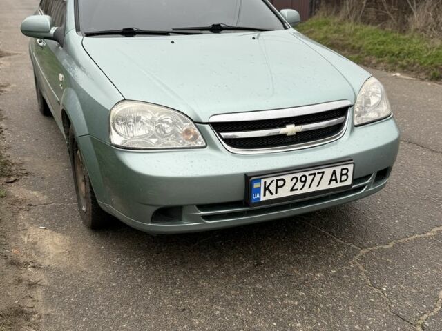 Зеленый Шевроле Лачетти, объемом двигателя 1.8 л и пробегом 158 тыс. км за 4500 $, фото 2 на Automoto.ua