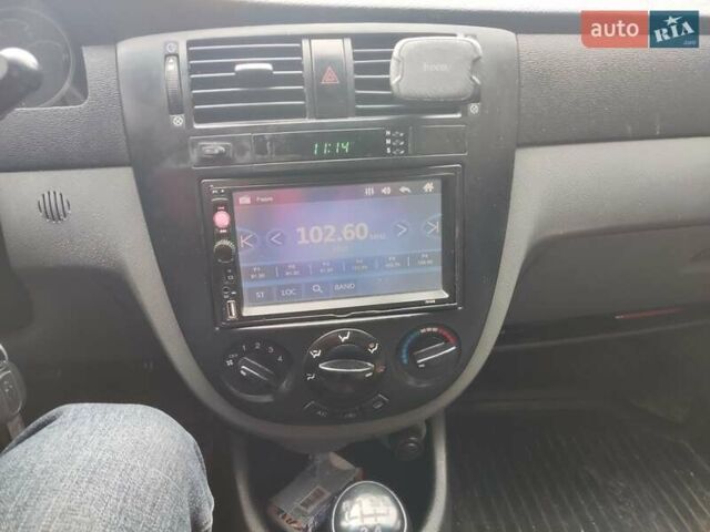 Зеленый Шевроле Лачетти, объемом двигателя 1.6 л и пробегом 373 тыс. км за 2500 $, фото 11 на Automoto.ua