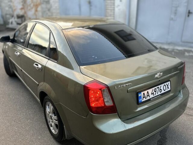 Зеленый Шевроле Лачетти, объемом двигателя 1.8 л и пробегом 210 тыс. км за 3800 $, фото 6 на Automoto.ua