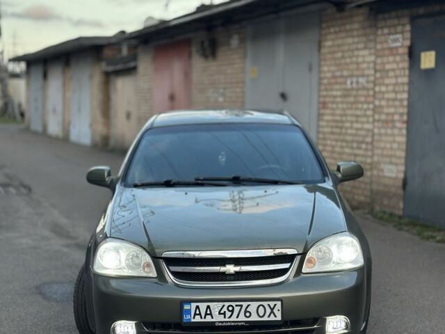 Зеленый Шевроле Лачетти, объемом двигателя 1.8 л и пробегом 210 тыс. км за 3800 $, фото 1 на Automoto.ua