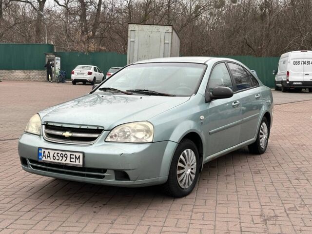 Зеленый Шевроле Лачетти, объемом двигателя 1.6 л и пробегом 260 тыс. км за 2800 $, фото 1 на Automoto.ua