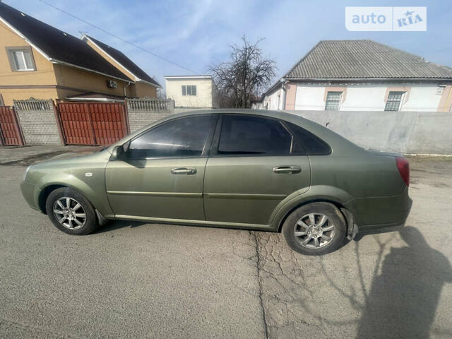 Зеленый Шевроле Лачетти, объемом двигателя 1.6 л и пробегом 242 тыс. км за 4500 $, фото 3 на Automoto.ua