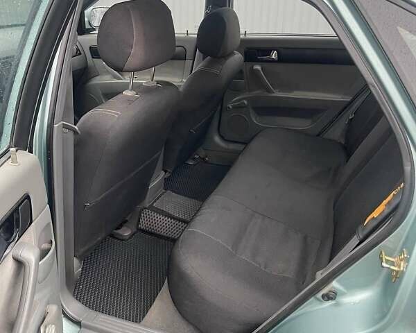 Зеленый Шевроле Лачетти, объемом двигателя 1.8 л и пробегом 400 тыс. км за 2300 $, фото 5 на Automoto.ua