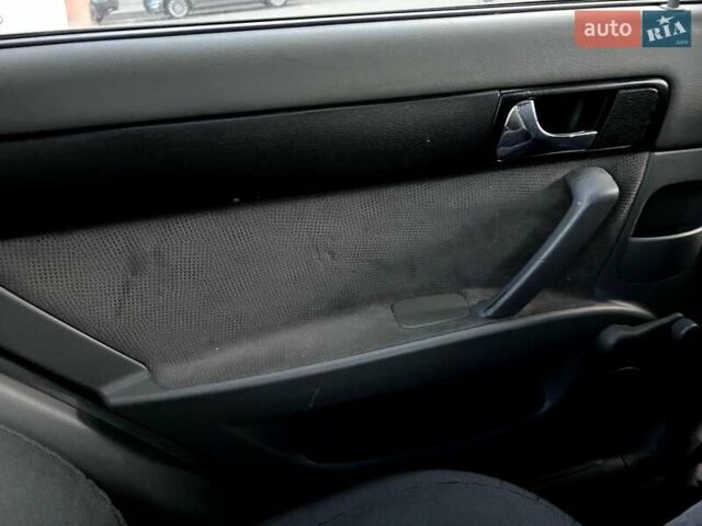 Зелений Шевроле Лачетті, об'ємом двигуна 1.8 л та пробігом 301 тис. км за 4000 $, фото 16 на Automoto.ua