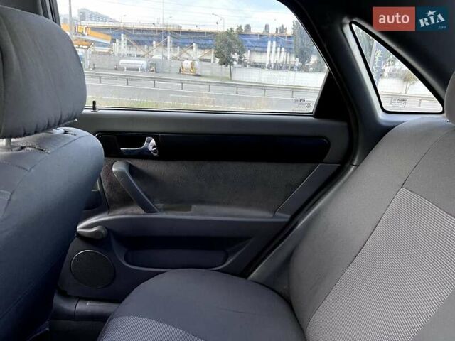 Зелений Шевроле Лачетті, об'ємом двигуна 1.8 л та пробігом 301 тис. км за 4000 $, фото 15 на Automoto.ua