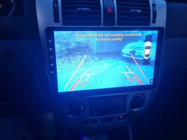 Зелений Шевроле Лачетті, об'ємом двигуна 1.8 л та пробігом 285 тис. км за 3900 $, фото 2 на Automoto.ua