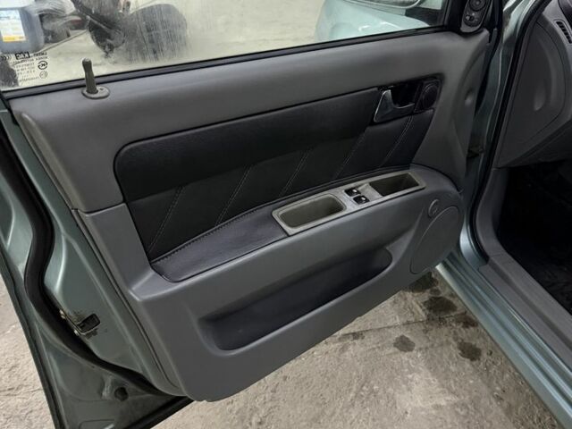 Зелений Шевроле Лачетті, об'ємом двигуна 1.8 л та пробігом 199 тис. км за 3800 $, фото 5 на Automoto.ua