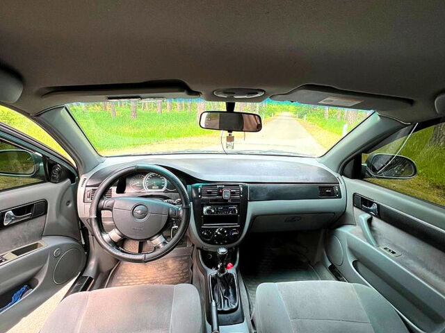 Зелений Шевроле Лачетті, об'ємом двигуна 1.8 л та пробігом 228 тис. км за 4800 $, фото 10 на Automoto.ua