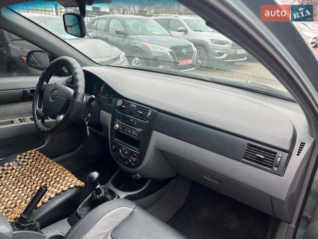 Зеленый Шевроле Лачетти, объемом двигателя 1.6 л и пробегом 237 тыс. км за 4999 $, фото 11 на Automoto.ua